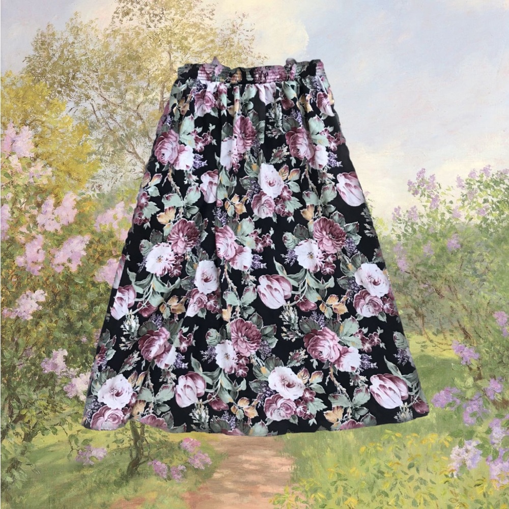 Vintage Connections Floral Skirt 🌷